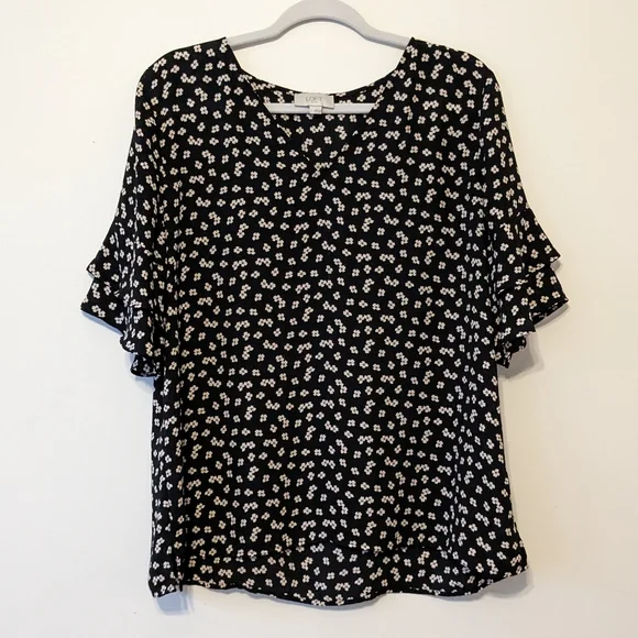 LOFT Black and White Floral Top - Picture 1 of 6